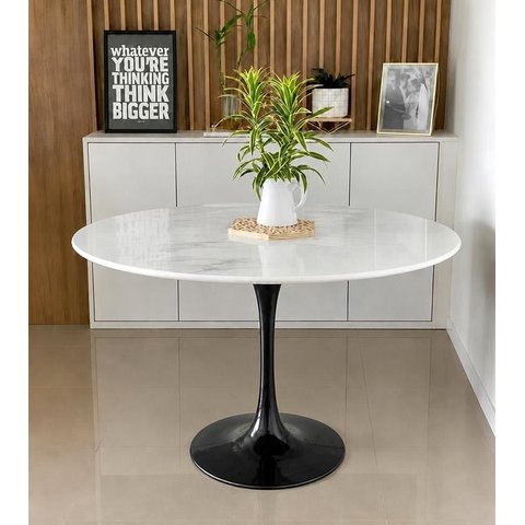 Mesa Saarinen Redonda 70cm em Mármore Espírito Santo