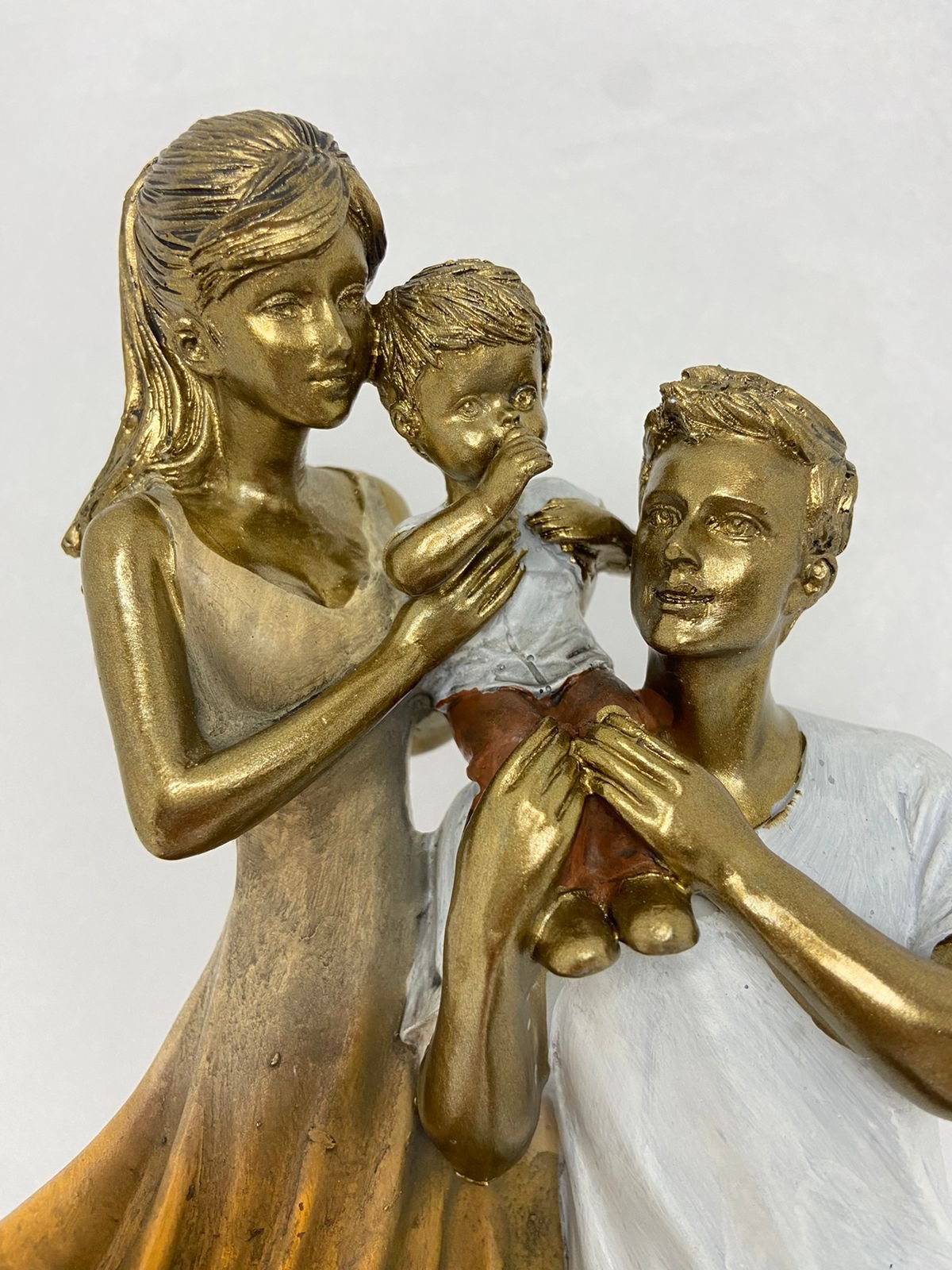 Escultura Decorativa em Resina Pai e Mãe com Filho 23cm|luart´s Decor Espressione - 4
