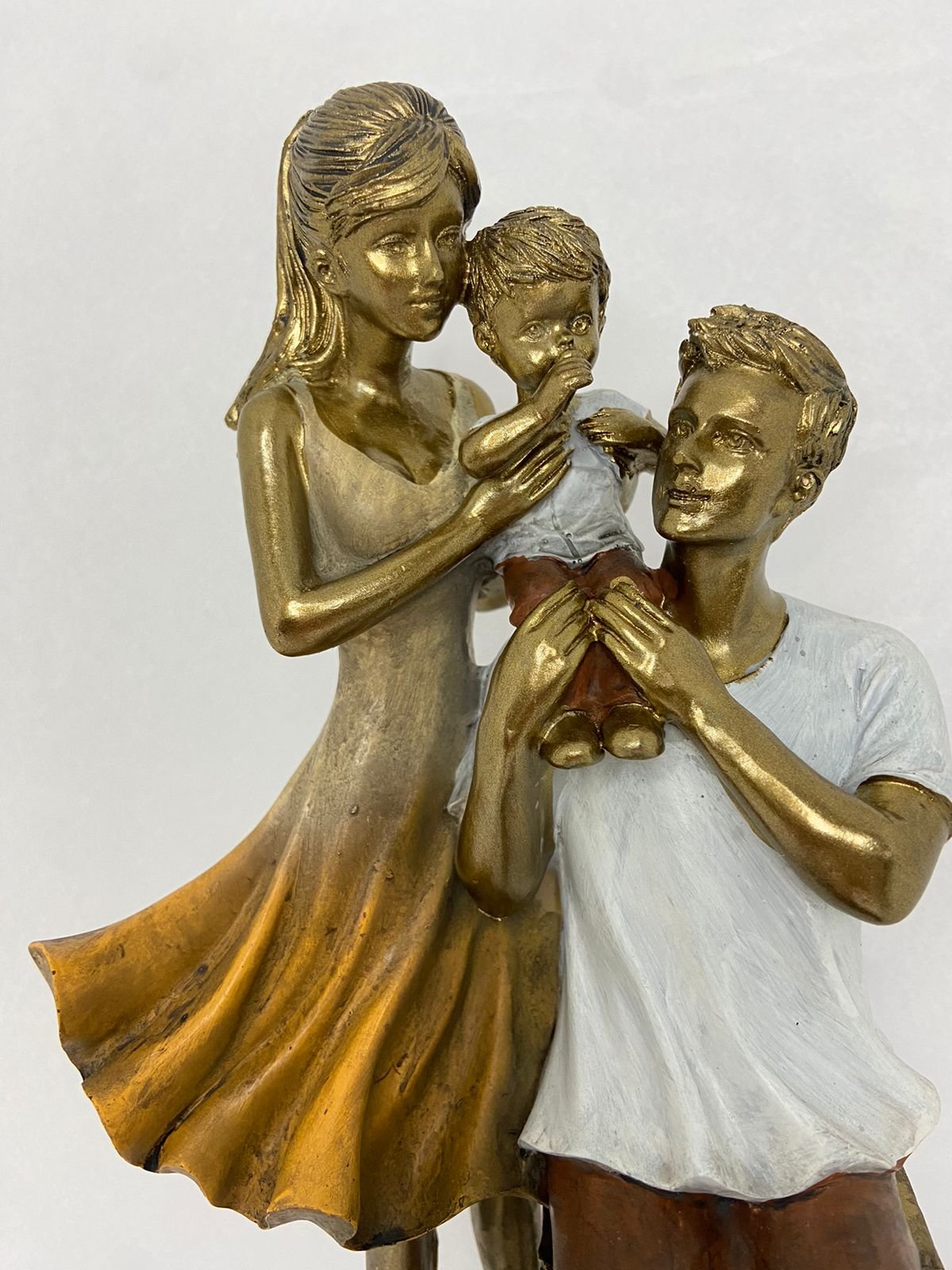 Escultura Decorativa em Resina Pai e Mãe com Filho 23cm|luart´s Decor Espressione - 2