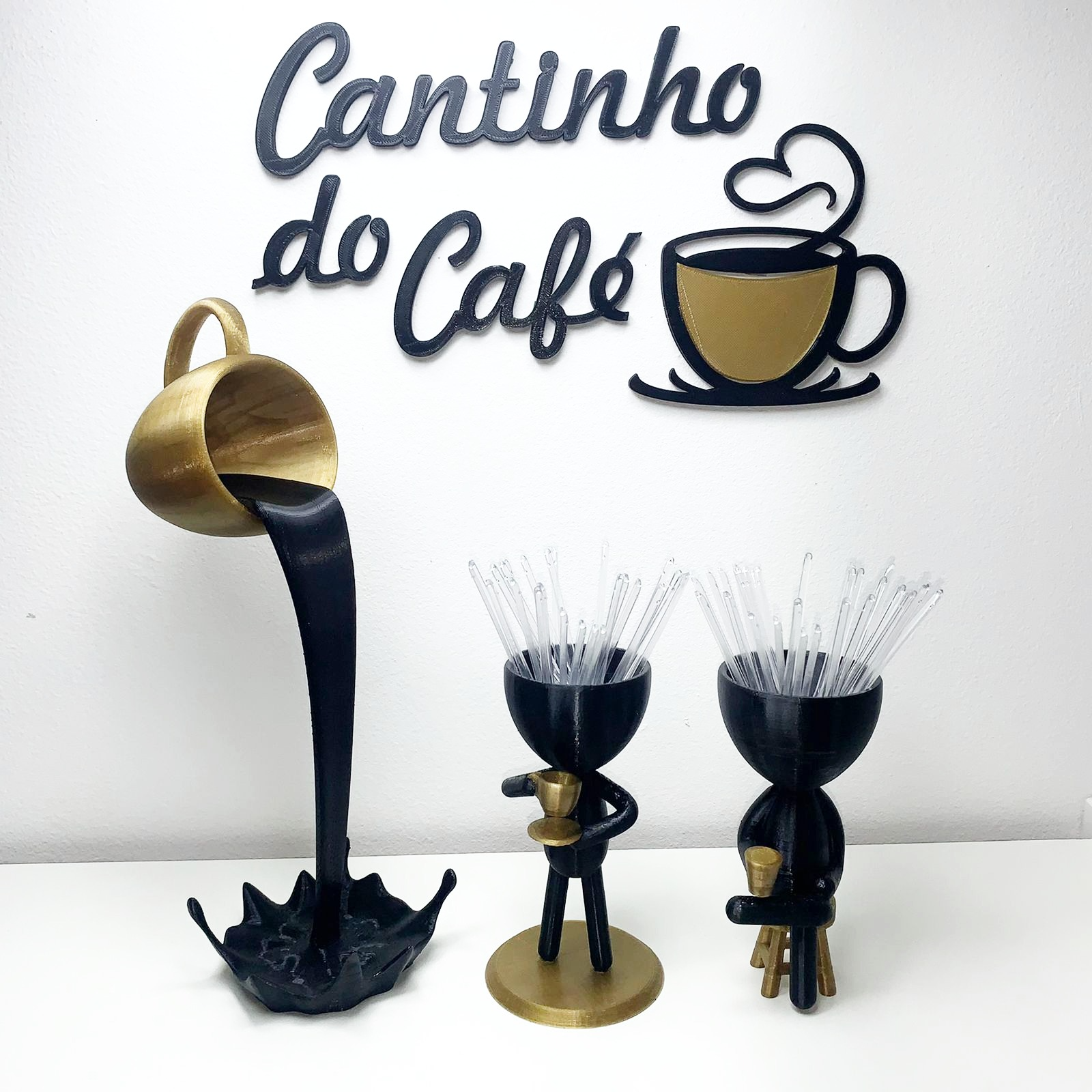 Kit Decorativo Cantinho do Café - Robert Plant Xícara Flutuante e Letreiro - Preto com Dourado