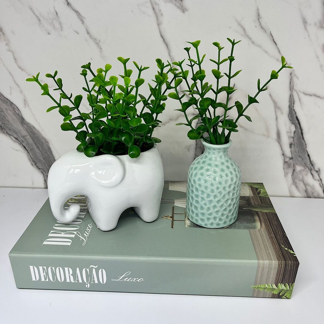 Kit decoração livro verde + elefante branco + mini vaso - 3