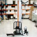 Ver imagem 2 de Carrinho Transportador Com Elevação De Carga Up Cargo