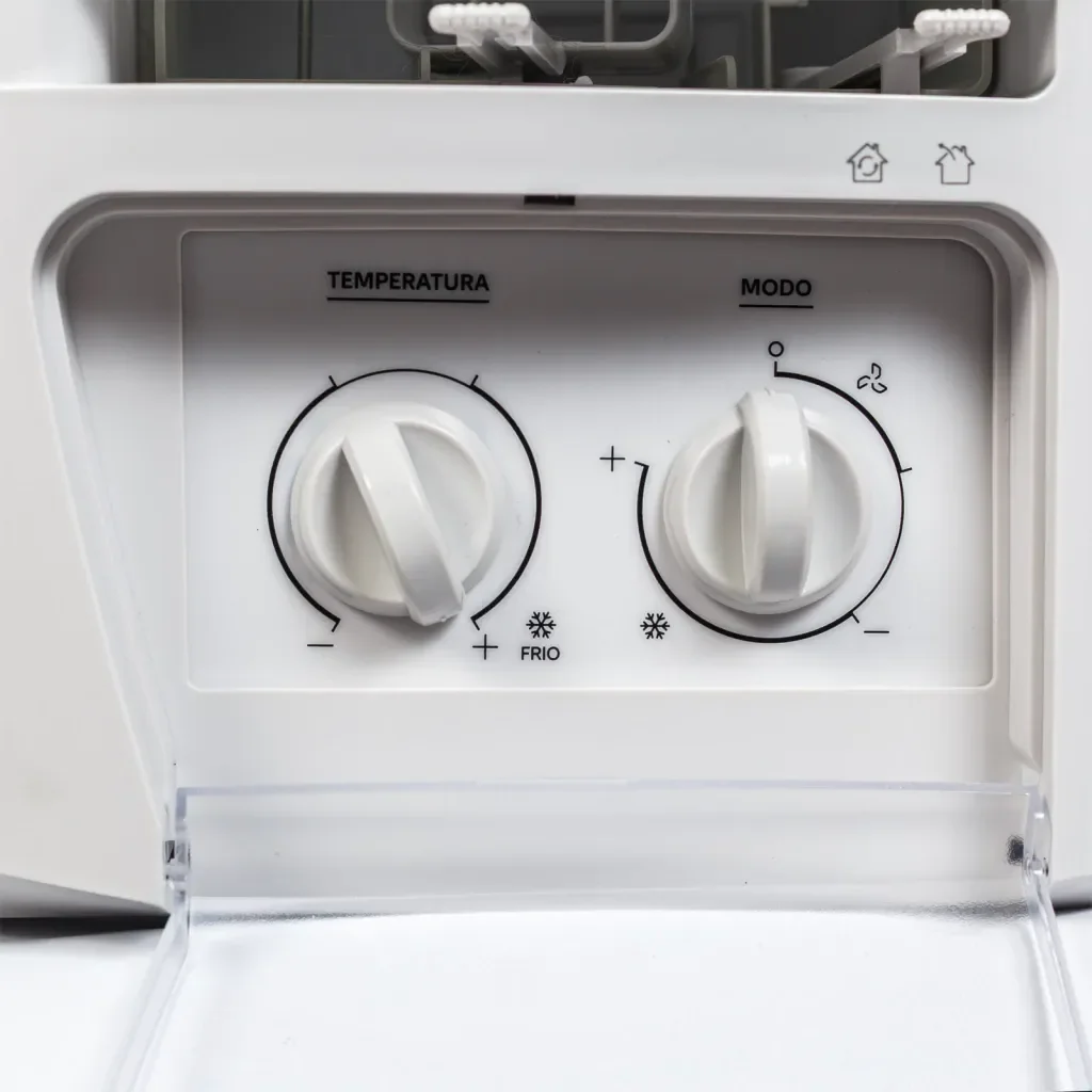 Ver imagem 2 de Ar Condicionado Janela Midea Mecânico 12.000 Btu Frio 127V MCL128BB