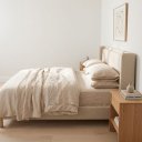 Ver imagem 4 de Cabeceira Estofada Queen Pìer 188cm Bege com Design Sofisticado Acolchoada