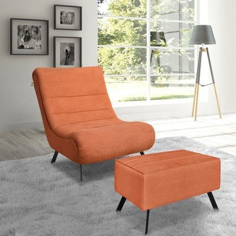 Poltrona Nathy Confortável com Puff para Sala ou Quarto Boucle Terracota Bz Home Decor