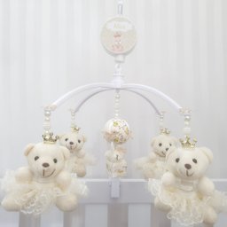 MOBILE PARA BERÇO MUSICAL GIRATÓRIO PRINCESAS BEGE - 1