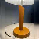 Ver imagem 2 de 2 Abajur Quarto Capri Madeira Cor Mel Cúpula Tradicional Algodão