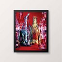 Ver imagem 1 de Quadro Coca-Cola Garrafas Coloridas 24x18cm - com vidro:Madeira preta