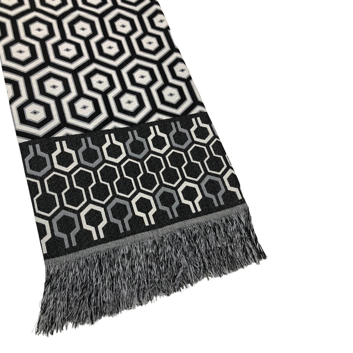 Manta Xale para Sofá Decorativa Luxo Dupla Face Jacquard 1,40x1,70m Ibiza Preto - 3