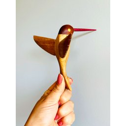 Beija-flor em Madeira para Parede. Escultura Artesanal. Decoração de Interiores - 1