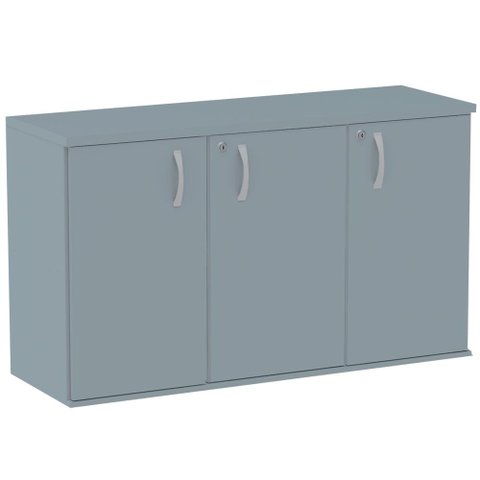Armário Baixo Credenza PE25 Pandin 121,50 cm (largura) em MDP Cor Liso Cinza com Três Portas