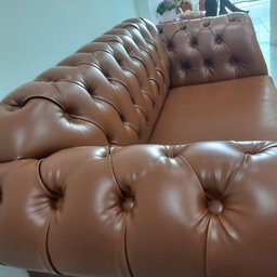 Namoradeira Chesterfield 2 Lugares 1,42cm Corino Caramelo - 2
