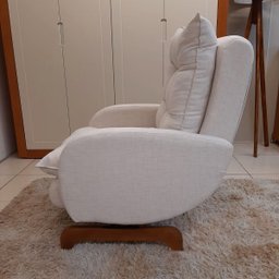 Poltrona Clarice Pé Aranha Balanço com Puff Linho Premium Off White - 6