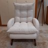 Poltrona Clarice Pé Aranha Balanço com Puff Linho Premium Off White - 5