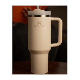 Copo com Canudo Stanley Quencher 2.0 Branco Cream 887ML - 5