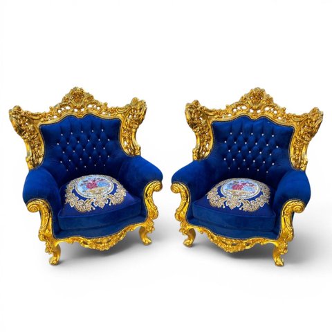 Par de Poltronas Classica Azul com Dourado - a: 113cm L: 94cm C: 80cm