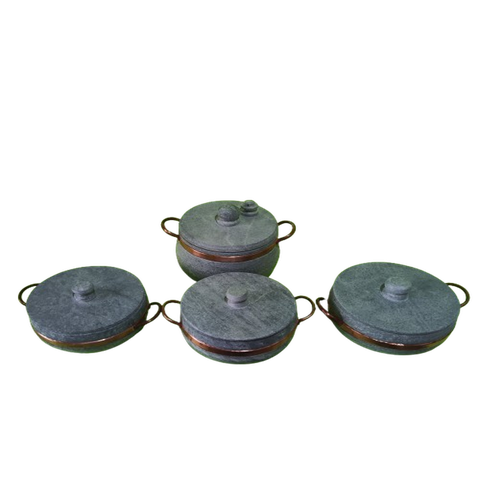 Jogo com 03 Panelas em Pedra Sabão + 01 Pressão