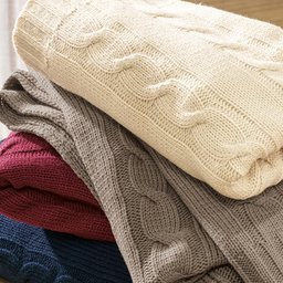 Manta Decorativa Tricot Entrelaçada Karsten Ane Vinho - 3