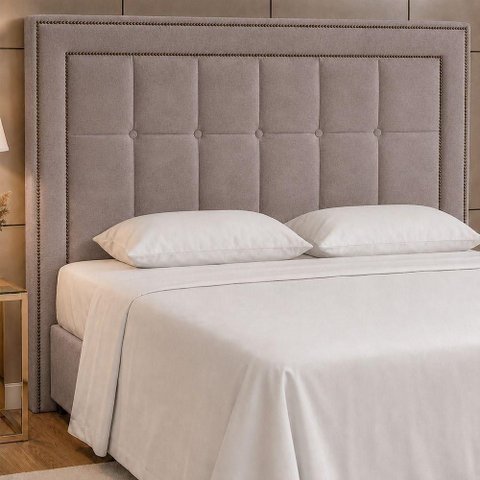 Cabeceira Estofada Queen Wellbe Fixação no Box Madeira Maciça Veludo Amêndoa Sallar Home