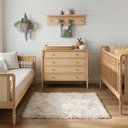 Ver imagem 4 de Cômoda 4 Gavetas Madeira Maciça Cor Carvalho Malva e Palha Rattan