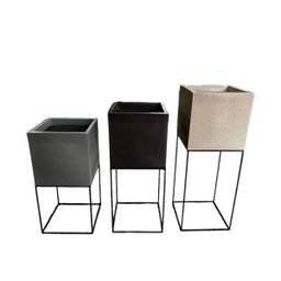Kit 3 Vasos Planta com Suporte Grid 60 x 70 x 80 BGPLASTICOS V1030SK3 PRETO 002 - 2