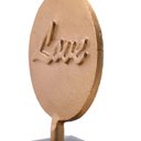 Ver imagem 4 de Escultura Love Dourada com Base de Mármore 10,5x22x10,5 Cm