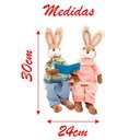 Ver imagem 4 de Casal de Coelhos em Palha Sentados Lendo Decoração 30cm