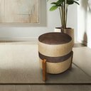 Ver imagem 2 de Puff Banqueta Le Mans Linho Dourado e Corano Nozes Base de Madeira - Pallazio