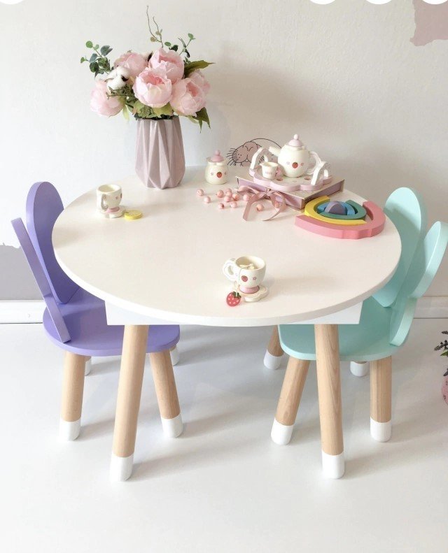 Conjunto de Mesa Redonda Baú com  2 Cadeiras Infantil Borboleta- MDf - 2
