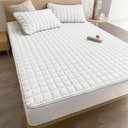 Ver imagem 1 de Protetor de Colchão Impermeável Matelado em Microfibra Poliéster Solteiro King Viuvo Branco Oem