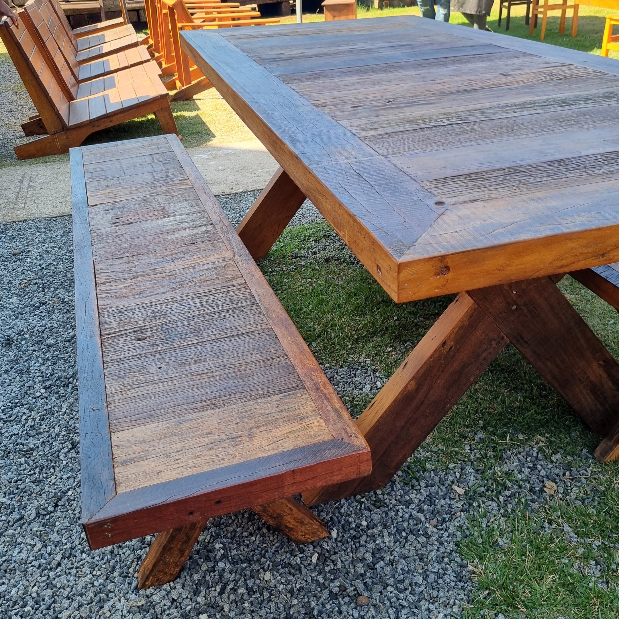 Conjunto Mesa e 2 Bancos para Jardim Madeira Demolição - 2