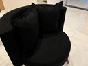 Ver imagem 2 de Kit 2 Poltronas Isah – Decorativas e Estofadas de Luxo - Preto