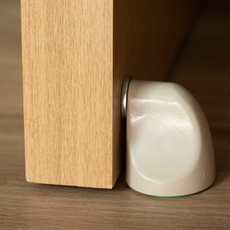 Trava Porta Magnético Autoadesivo 3m Prendedor de Portas Universal Dourado Comfort Door - 7
