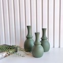 Ver imagem 2 de Trio vaso garrafa verde oliva em cerâmica enfeite de mesa
