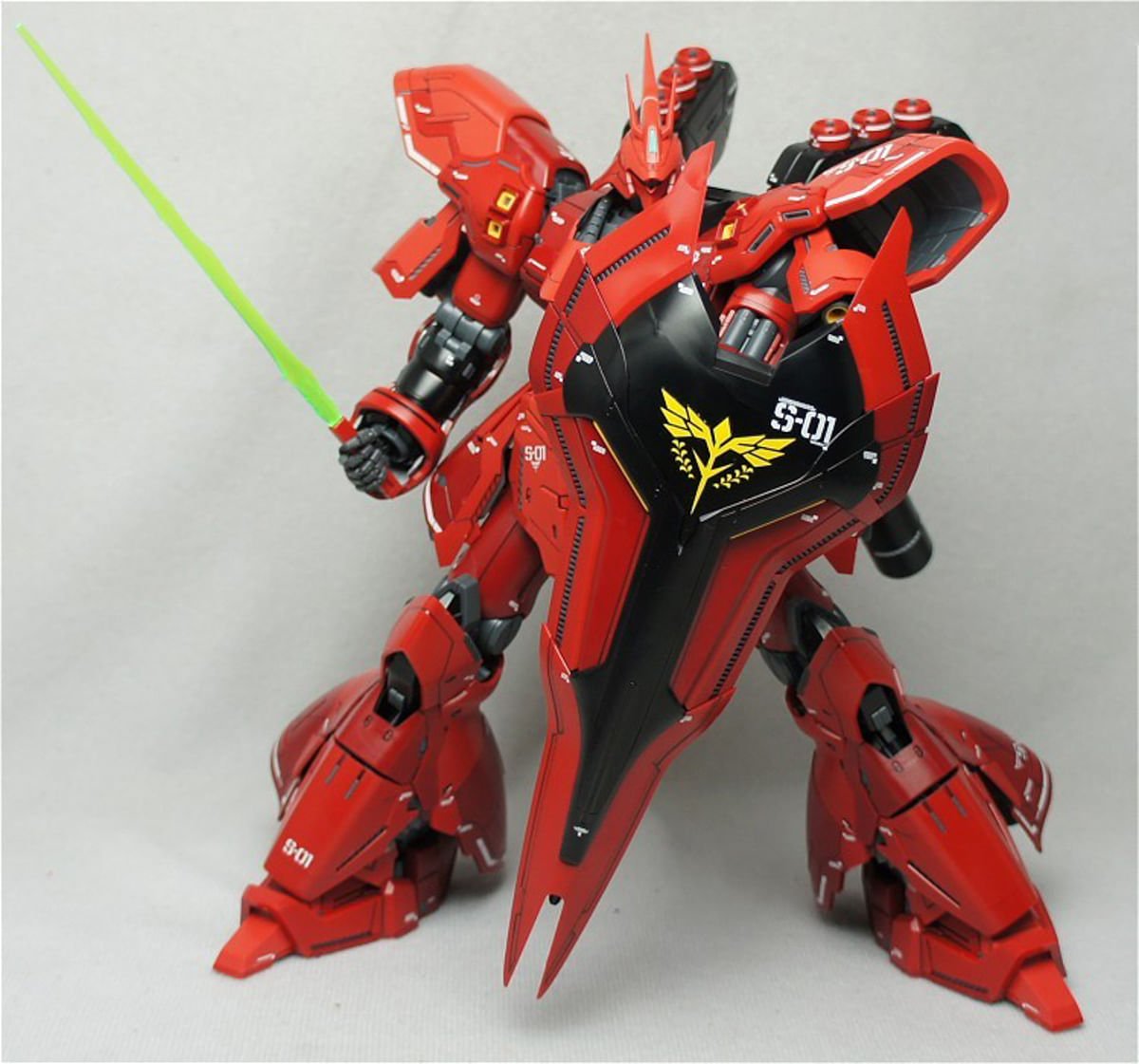 Msn-04 Sazabi Ver Ka - Gundam - Mg 1/100 - Bandai Bandai Hobby