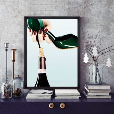 Quadro Vinho - Sapato Salto Saca Rolha 24x18cm - com Vidro:moldura Preta