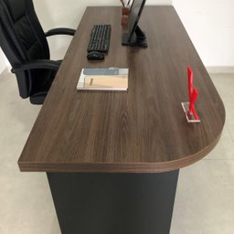 Mesa para Escritório Robusta e Funcional 4 Gavetas Lado Direito Tamburato - 16