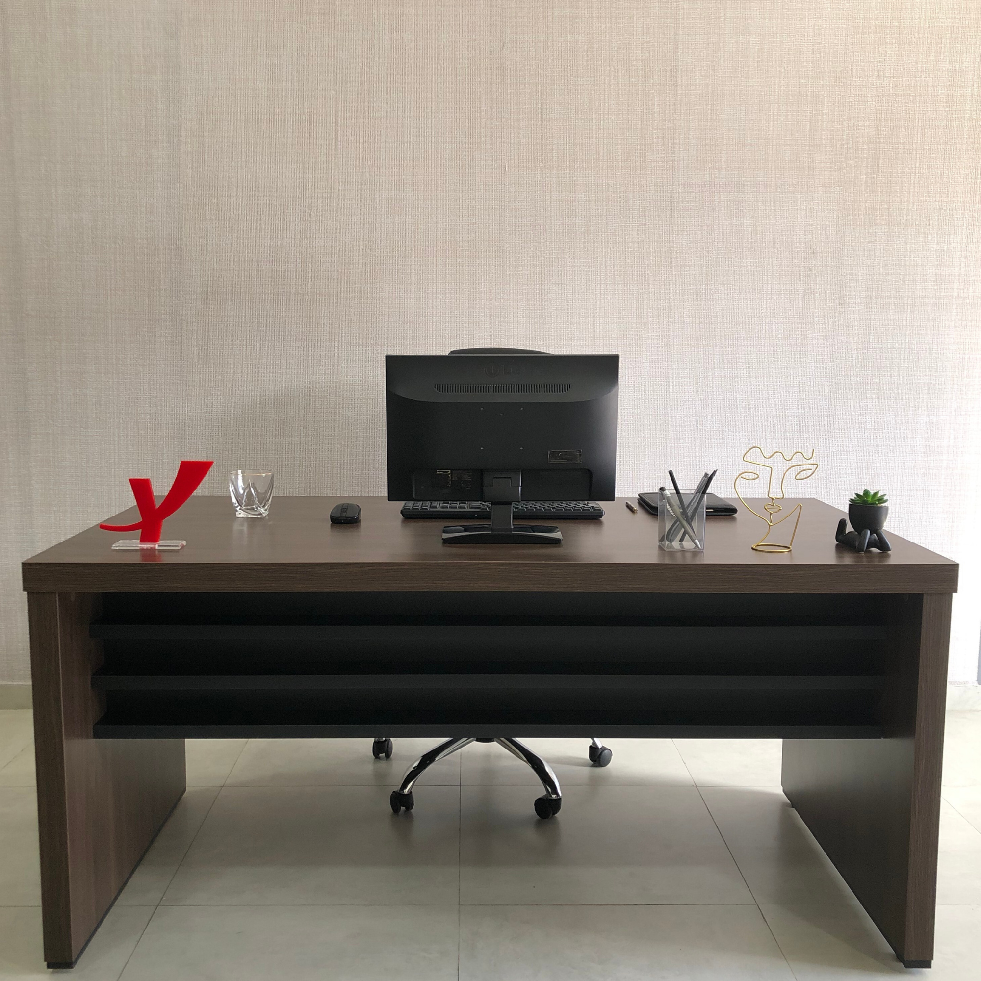 Mesa Elegante para Escritório Executivo 1,6m Tamburato - 20