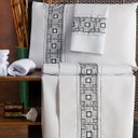 Ver imagem 2 de Kit Suite Casal Padrão Grécia Bordado Jogo de Cama Banho:Branco/Preto