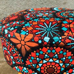 Puff Puf Suede Mandala Vermelha Pés Palito 50 Cm de Altura - 4