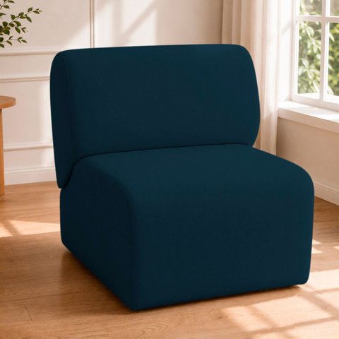 Poltrona Decorativa Zoe Orgânica para Sala Recepção Hall Moderna Minimalista Luxo Suede