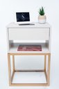 Ver imagem 1 de Kit 2 Mesas de Cabeceira Industrial Off White 50cm Base Dourada - Enviamos Montado