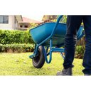 Ver imagem 3 de Carrinho de Mão Tramontina com Caçamba Rasa Plástica Azul 50 L, Braço Metálico e Pneu com Câmara Tra