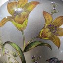 Ver mais imagens de Potiche Decorativo Prata com Pintura Floral a: 59cm L: 28cm C: 28cm