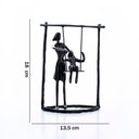Ver imagem 3 de Escultura Em Metal Preto Balanço 18x13,5cm