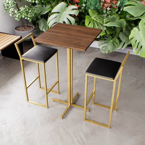Jogo Mesa Alta Bistrô Quadrada Imbuia 2 Banquetas Estofado Preto Confort Dourado Don Castro