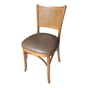 Cadeira Luxemburgo Assento Estofado Encosto em Tela