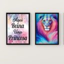 Ver imagem 1 de Kit 2 Quadros Leão Galaxia Aqui Reina Uma Princesa 33x24cm:Madeira preta