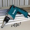 Parafusadeira para Drywall Gesso 570w Torque 18n.m com Porta Bit 2 Bits Phillips Fs2200 220v Makita - 2