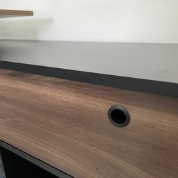 Escrivaninha em L 1 Porta 5 Nichos Pés Metálicos 136,5x135cm Dubai  - 20